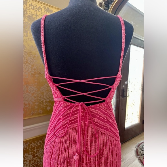 Splendid V-neckline Frilled Bodycon Tea-length Dress by Jovani Hot Pink Size 6 - Picture 10 of 15